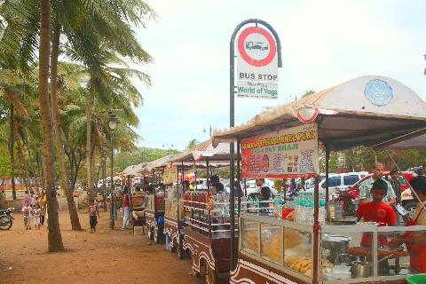 Miramar Beach - Download Goa Photos